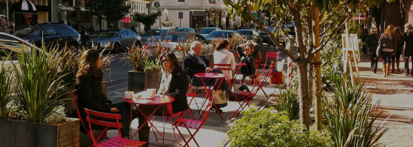 Photo of parklet on 24th Street at Sanchez Street and at Noe Street